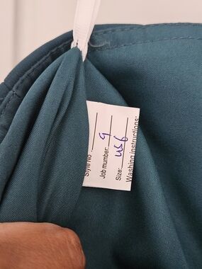 Teal Women's Wedding Dress - Elegant Sleeveless Design